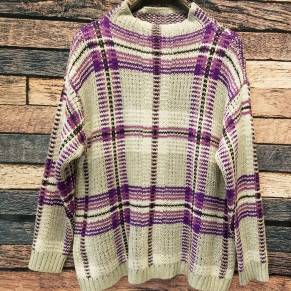 Purple and Gray Plaid Double Knit Sweater - Picture 4 of 8